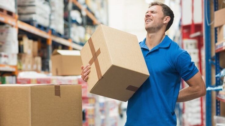 болки в гърба при вдигане на тежести